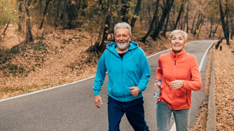 Sport und Bewegung hilft zusätzlich beim Abnehmen